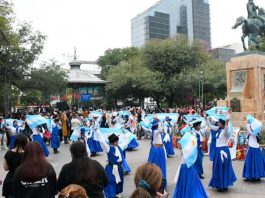 La Municipalidad realizó el Santiago Baila con la participación de más de 50 academias de la ciudad