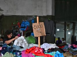 Prendas desde $2.000 y una amplia variedad: las ferias americanas atraen cada vez a más santiagueños