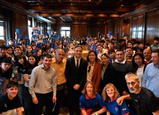 Estudiantes de cinco departamentos visitaron Casa de Gobierno con el programa Conociendo mi provincia